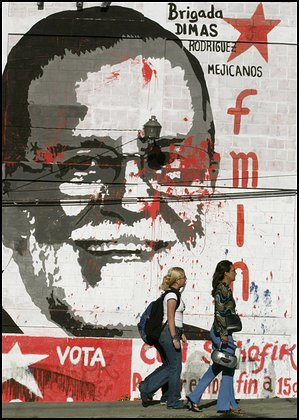 http://www.latinamericanstudies.org/elsalvador/fmln-04.jpg