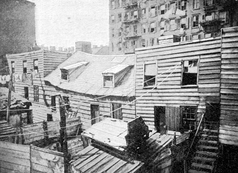 http://www.latinamericanstudies.org/immigration/ny-tenement.jpg